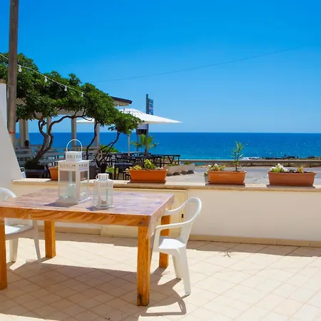 Incantevole Villa Sul Mare Torre San Giovanni Ugento Exterior photo